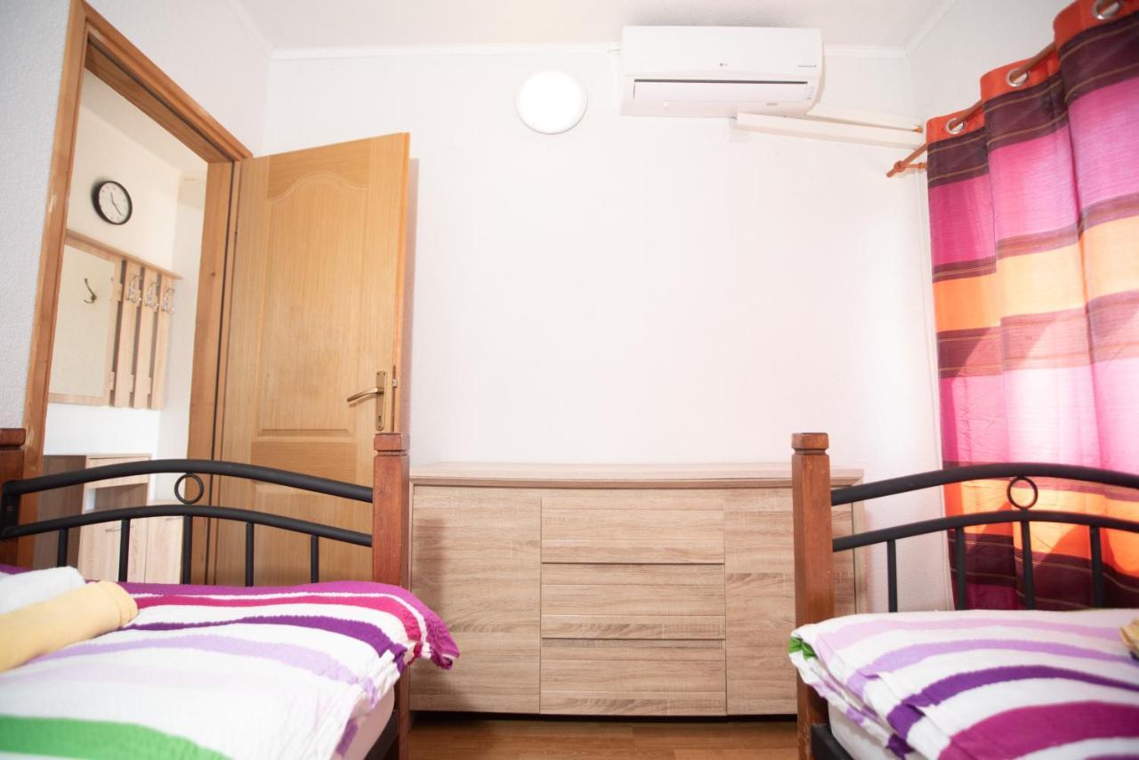 Apartmens Leona Apartment คาร์โลบัก ภายนอก รูปภาพ
