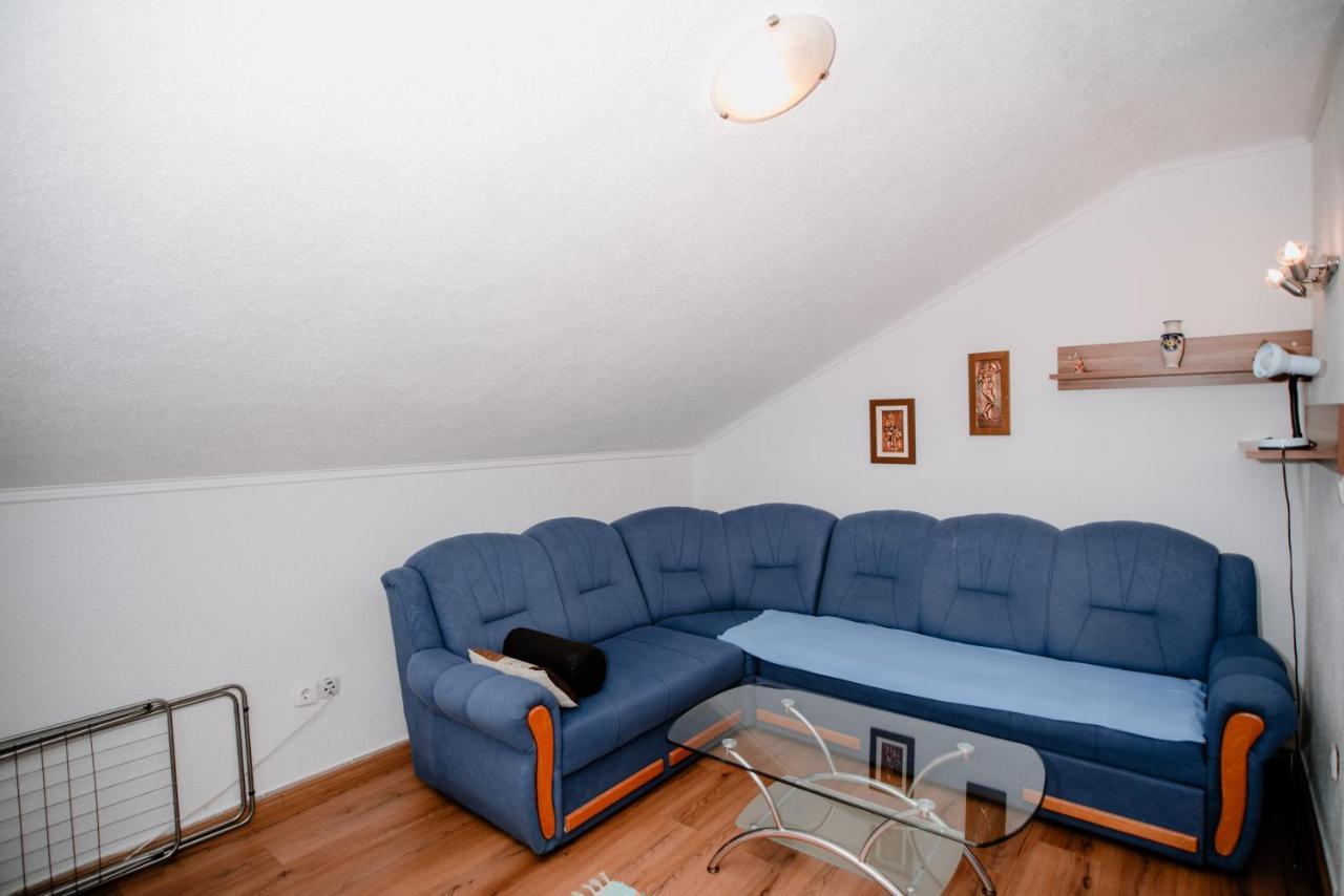 Apartmens Leona Apartment คาร์โลบัก ภายนอก รูปภาพ