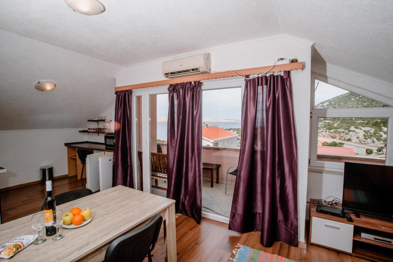 Apartmens Leona Apartment คาร์โลบัก ภายนอก รูปภาพ