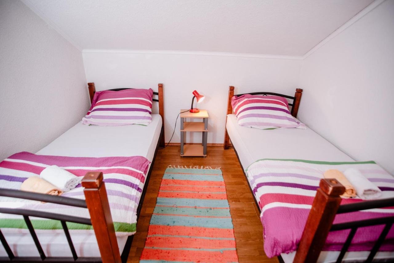 Apartmens Leona Apartment คาร์โลบัก ภายนอก รูปภาพ